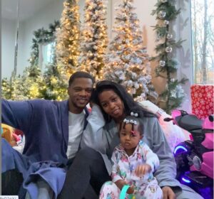 Remy Ma, Papoose, and daughter
